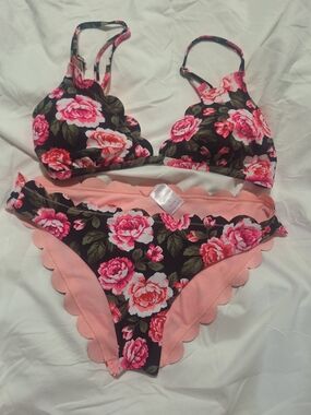 Xhilaration Black Floral Pink Scallop Bikini Set